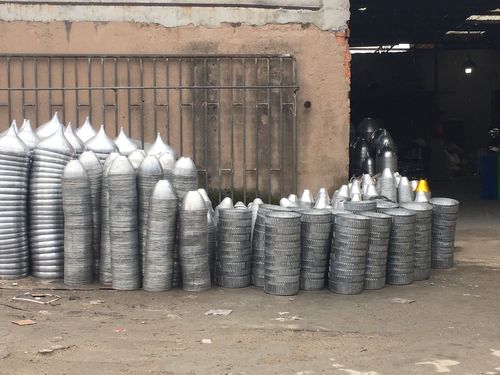 工礦燈鐵制沖壓燈罩定制服務 專業(yè)開模，高效生產